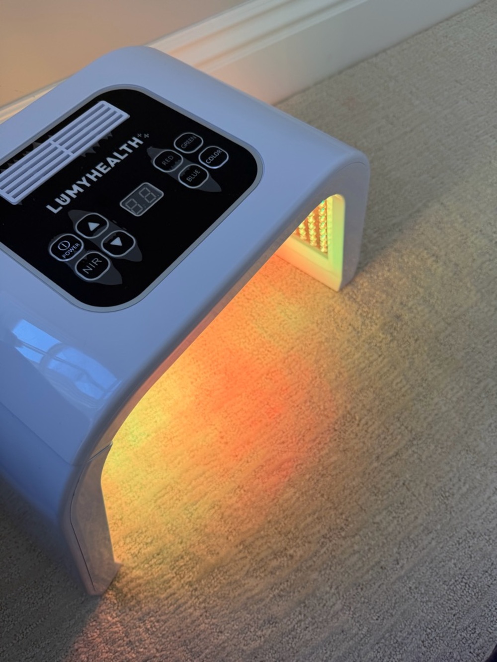 LED Light Therapy Device - Picture 5 of 9